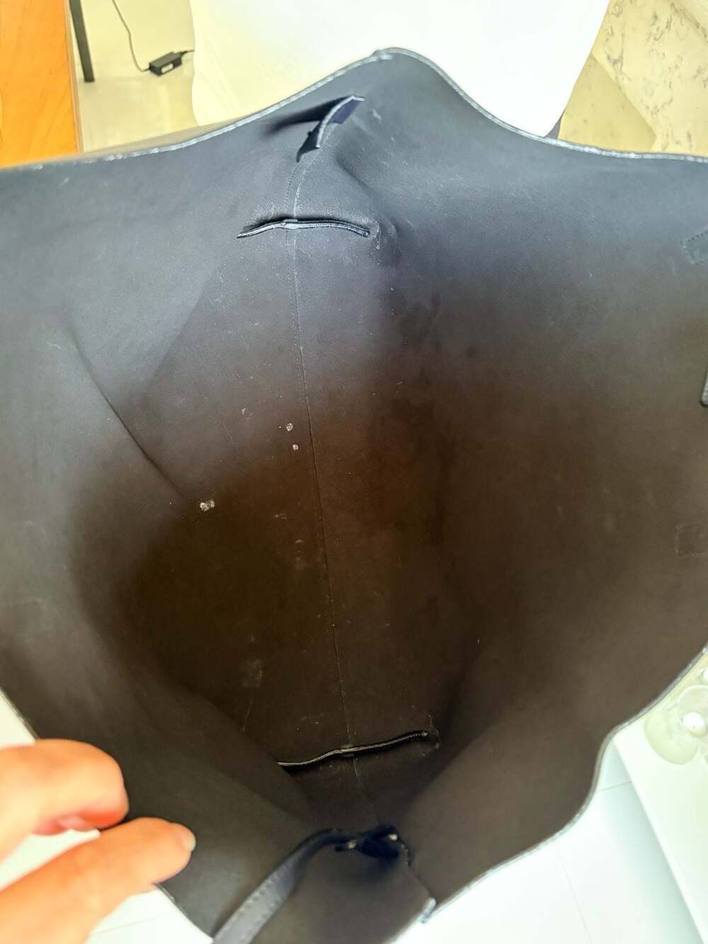 Saint Laurent East West Shopping Tote in Navy Blue Like New - Picture 7 of 16
